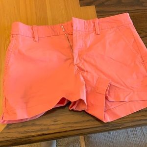 Gap women’s chino shorts